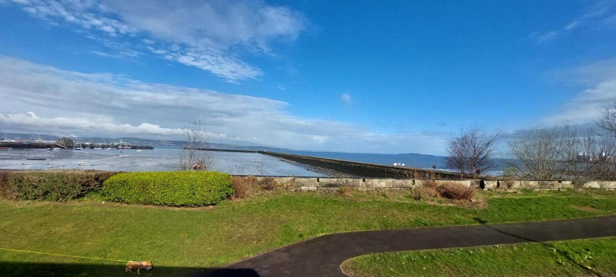 Lovely Sea Rooms, Easy Access To Centre & Airport Edinburgh Buitenkant foto